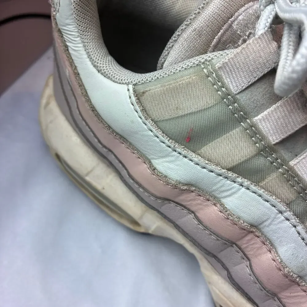 Nike Air Max 95 Sneakers Women’s 7 Moon Particle Silver White Pastels Retro